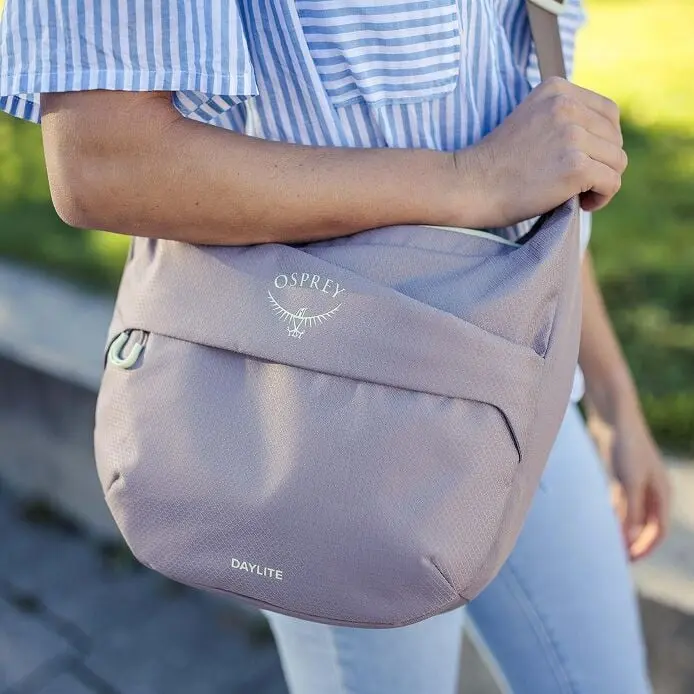 s25-daylite-crossbody-pouch-6.webp