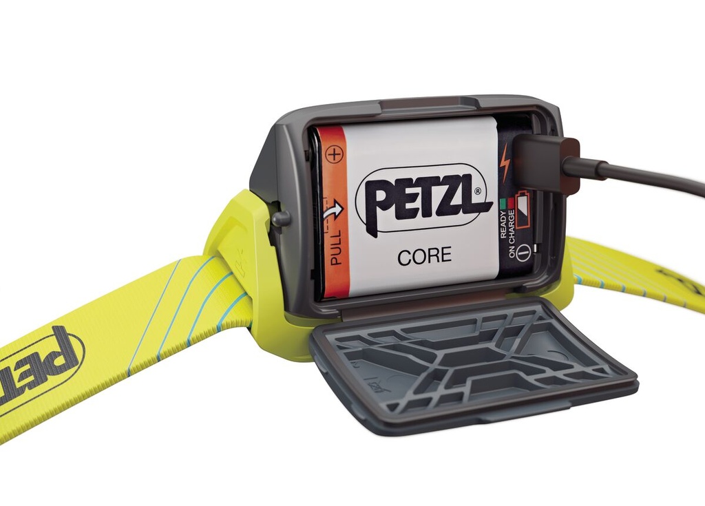 Petzl TIKKA CORE, 450 lm