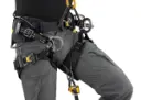 B022AA00-KNEE-ASCENT-KIT-focus-2_LowRes.webp