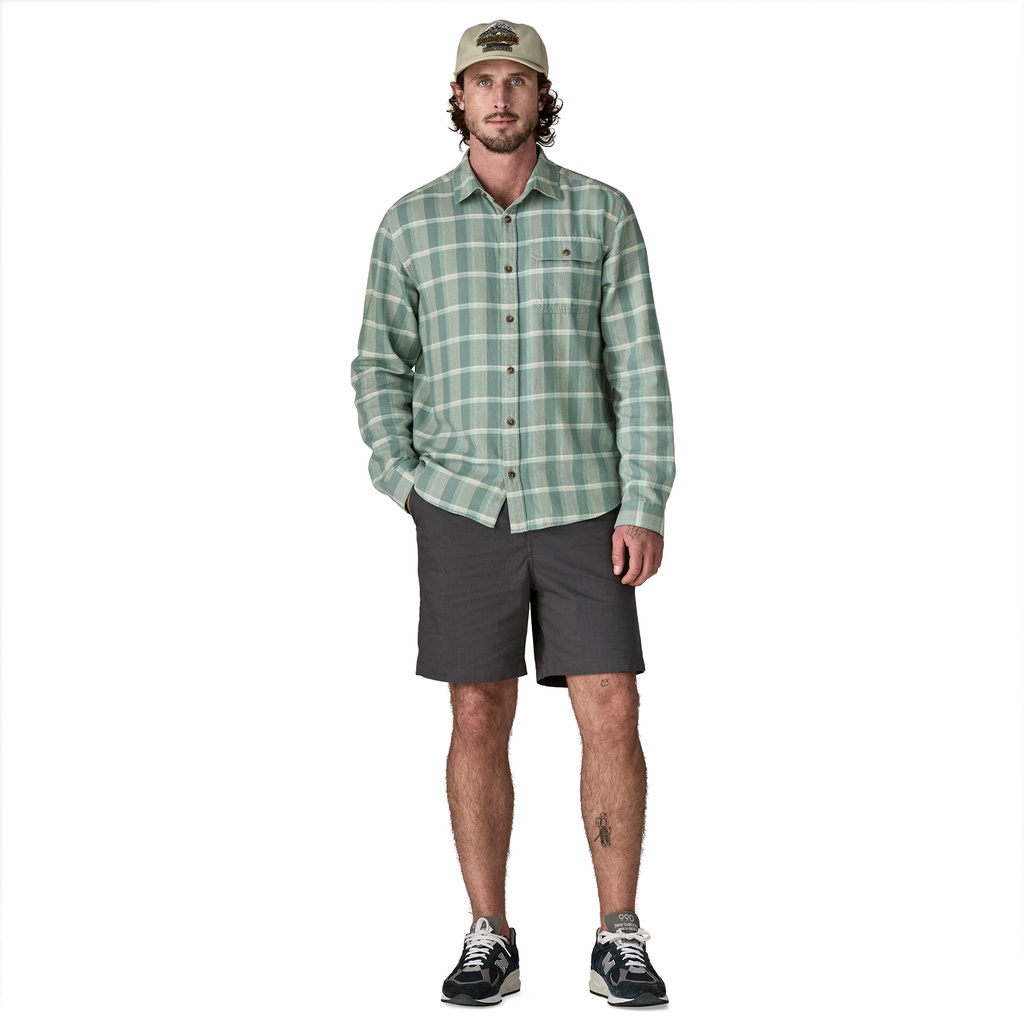 Patagonia Long-Sleeved Lightweight Fjord Flannel Shirt Men