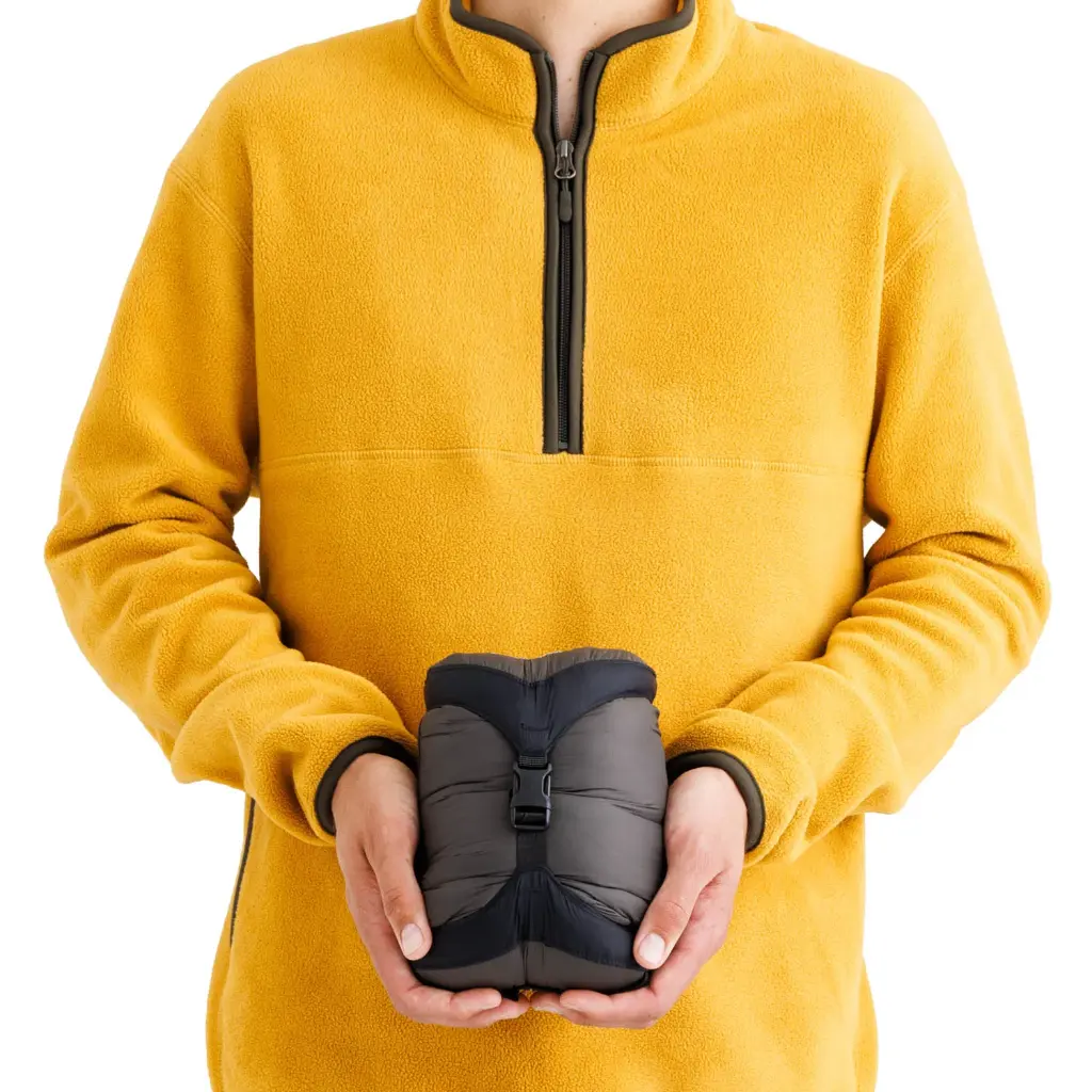 SparkDownSleepingBagWomens7C-45FRegular_ASL041071-331701_MODEL_7_WBG.webp