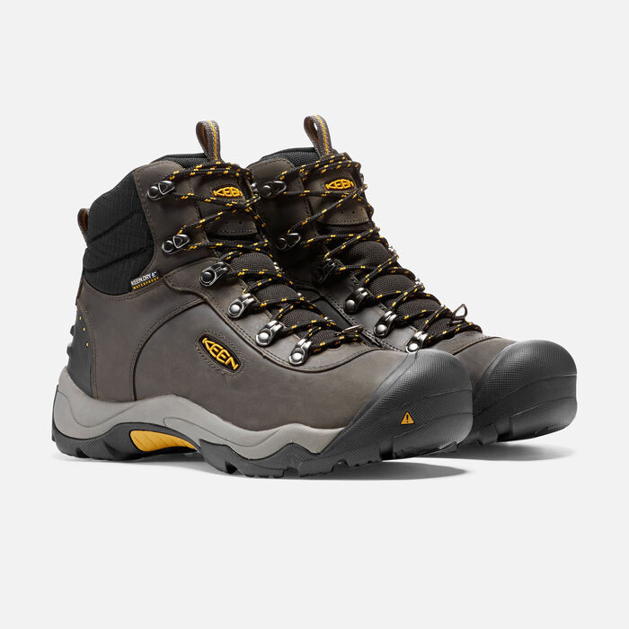 KEEN REVEL III M